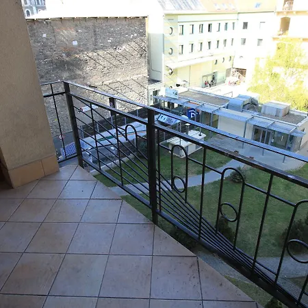 Club 99 Apartment